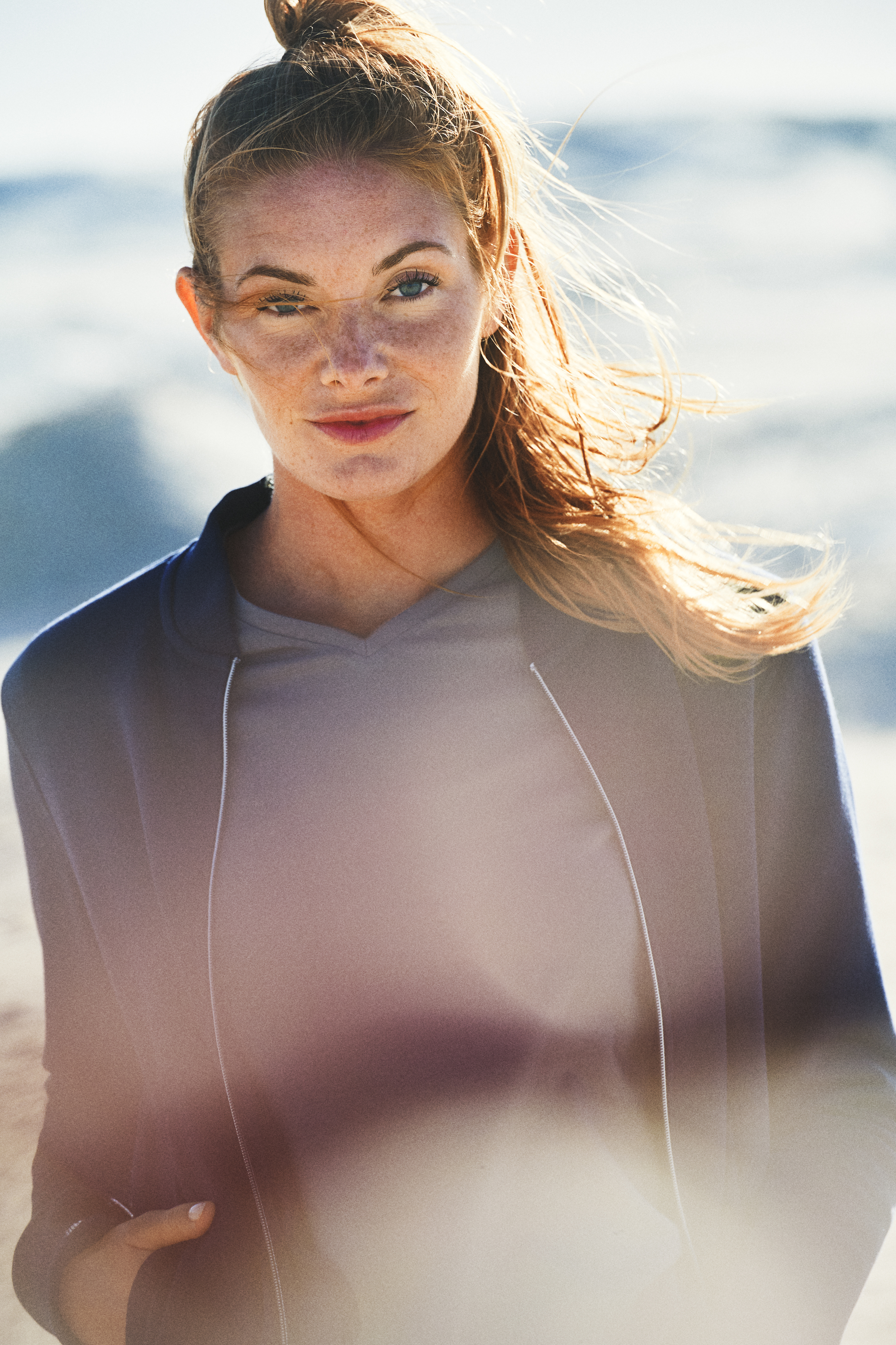 Heavy V-neck - Image 38