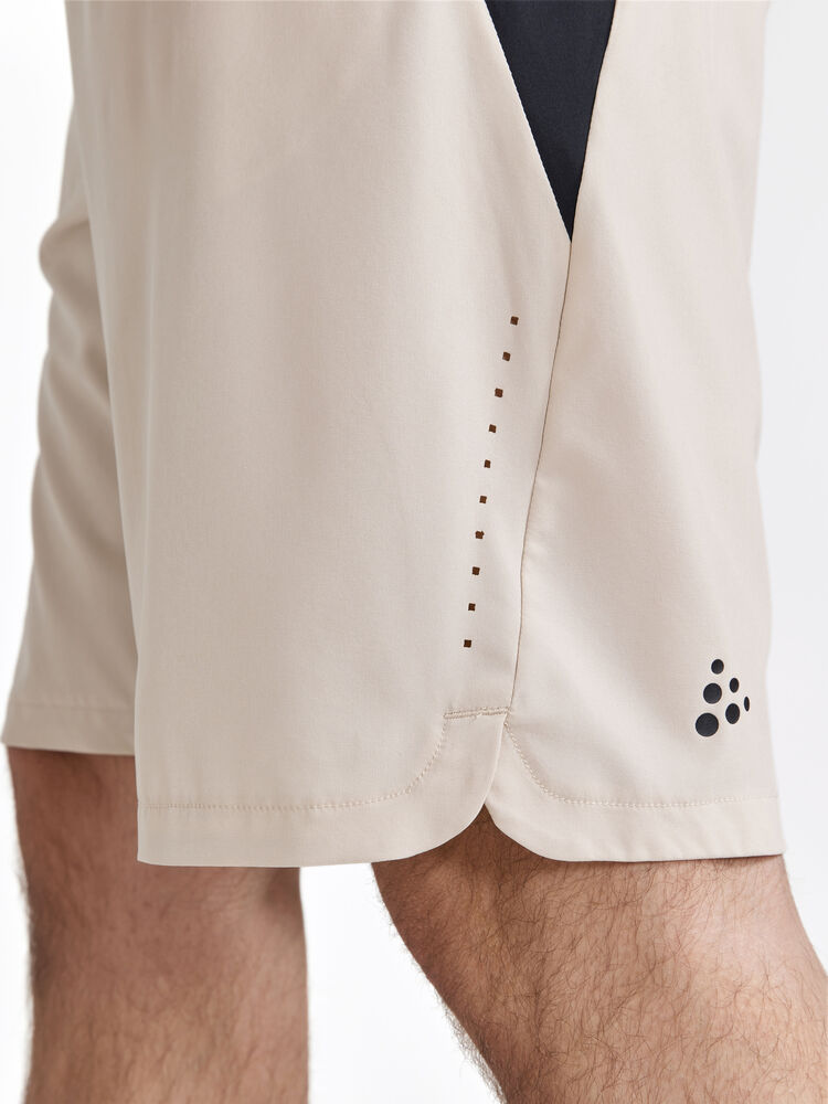 Craft ADV HiT Shorts M - Ecru-Black (retail) [211999] / XS