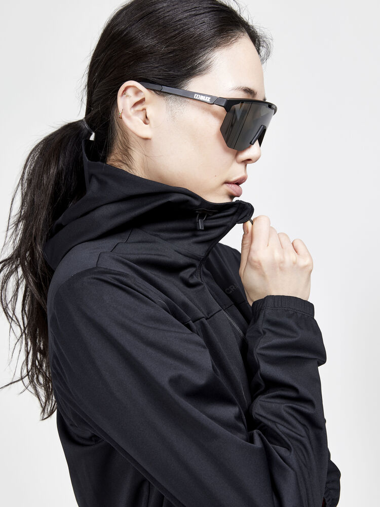 Craft ADV Essence Hydro Jacket W - Black AW25 [999000] / XS