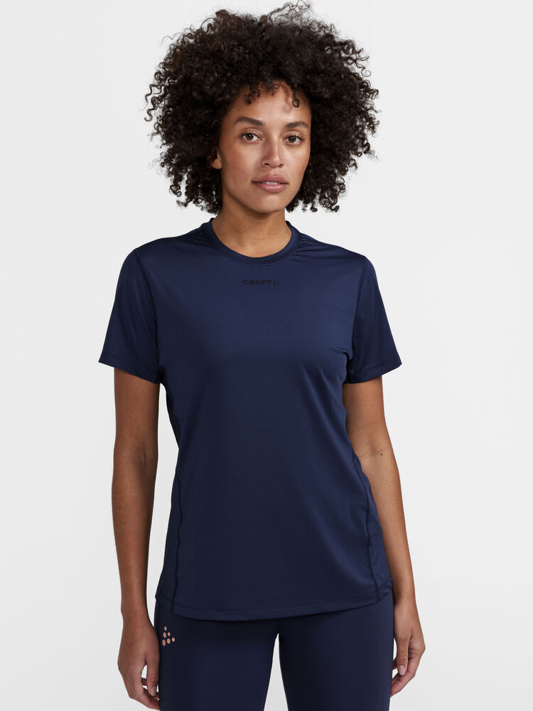 Craft ADV Essence SS Tee W - BLAZE (retail) [396000] / XS