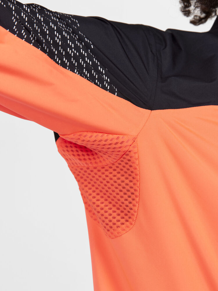 Craft CORE Endur Lumen Hydro Jacket W - BLACK-SHOCK [999825] / XS