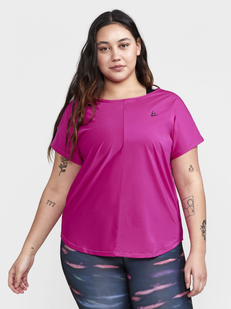 Core Essence SS Plus Tee W från Craft i Roxo