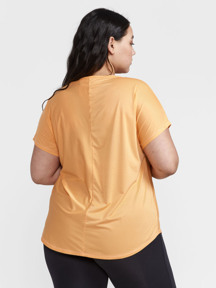 Craft Core Essence SS Plus Tee W - Peach (retail) [582000] / XL