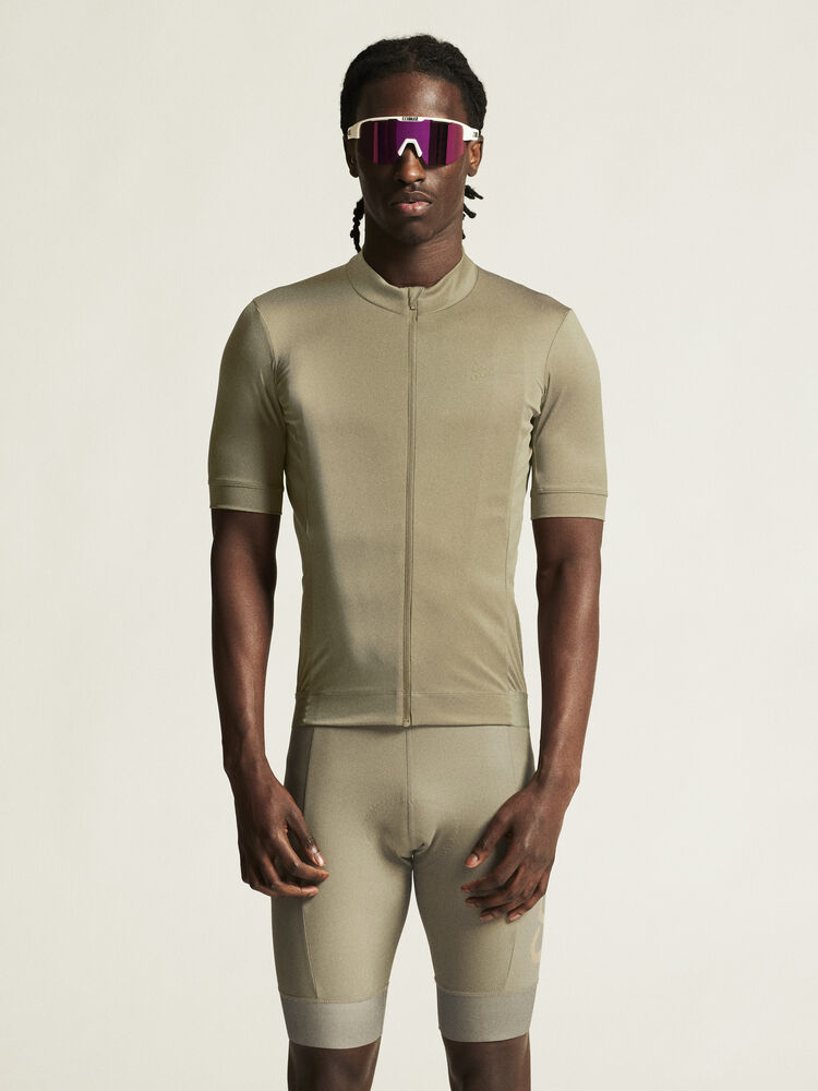 Craft CORE Essence Jersey Tight Fit M - Raw (retail) [237000] / XS