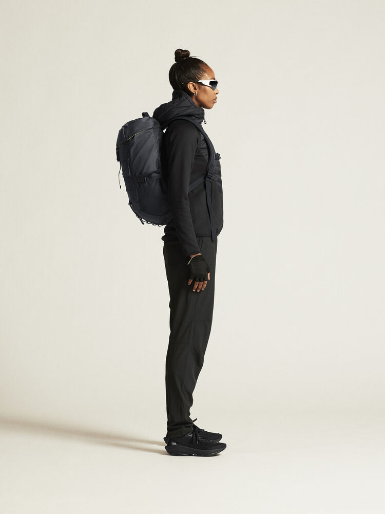 Craft ADV Explore Lt. Down Hybrid Jkt W - Black AW25 [999000] / XS