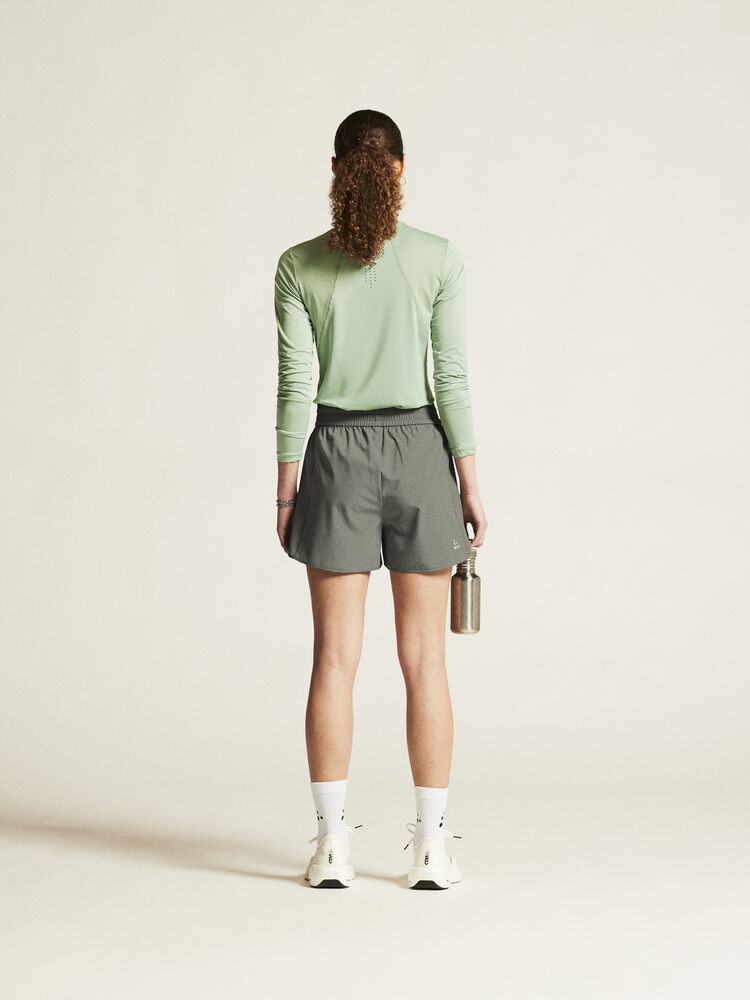 Craft CORE Essence Shorts W - Leaf [647000] / XS