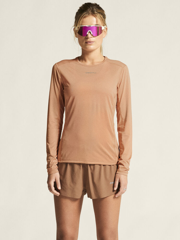 Craft ADV Essence Ls Tee 2 W - Light Syrup (retail) [245000] / XS