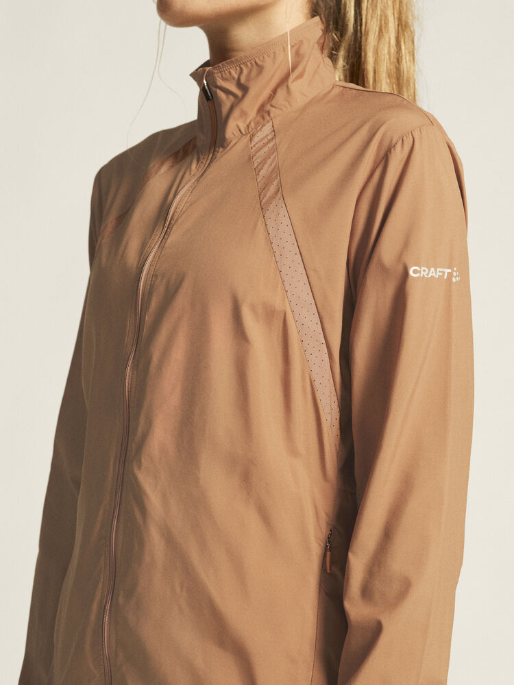 Craft ADV Essence Wind Jacket W - Syrup (retail) [246000] / XS