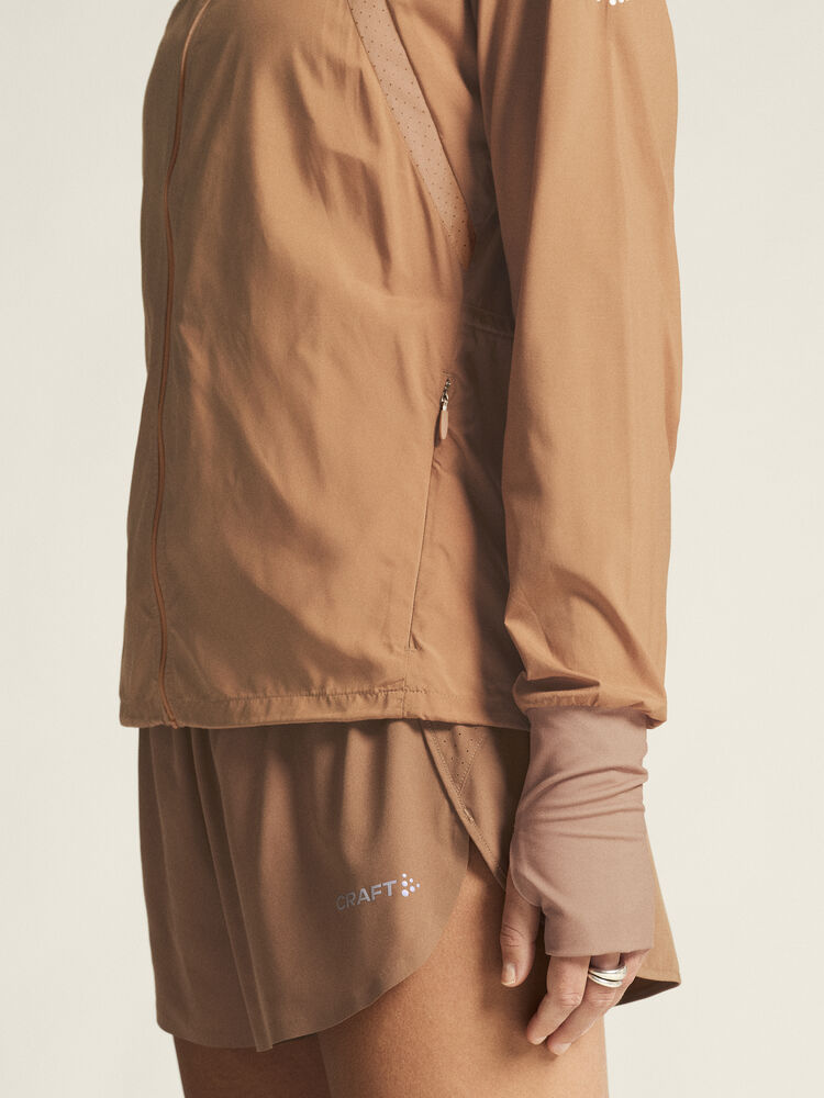 Craft ADV Essence Wind Jacket W - Syrup (retail) [246000] / XS