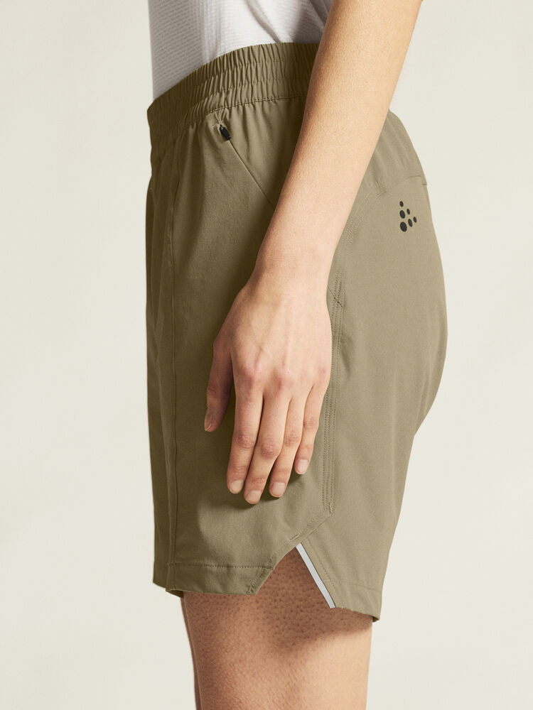 Craft Everyday Shorts with Pad W - Raw [2370] / XS