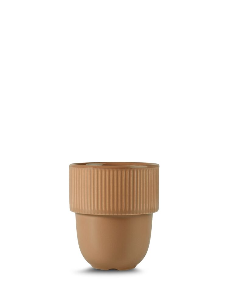 Inka cup Fudge Pantone 4261C