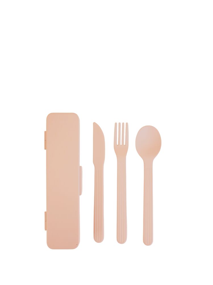 Tina bestickset från Sagaform i Rosa pantone 489c