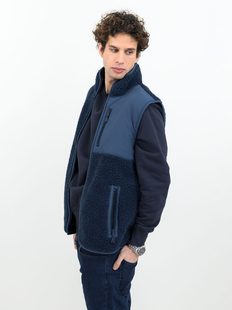 Kingsley Vest