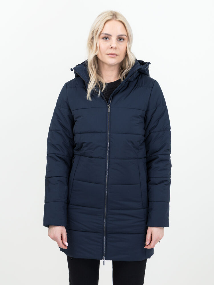 Nordmont Woman