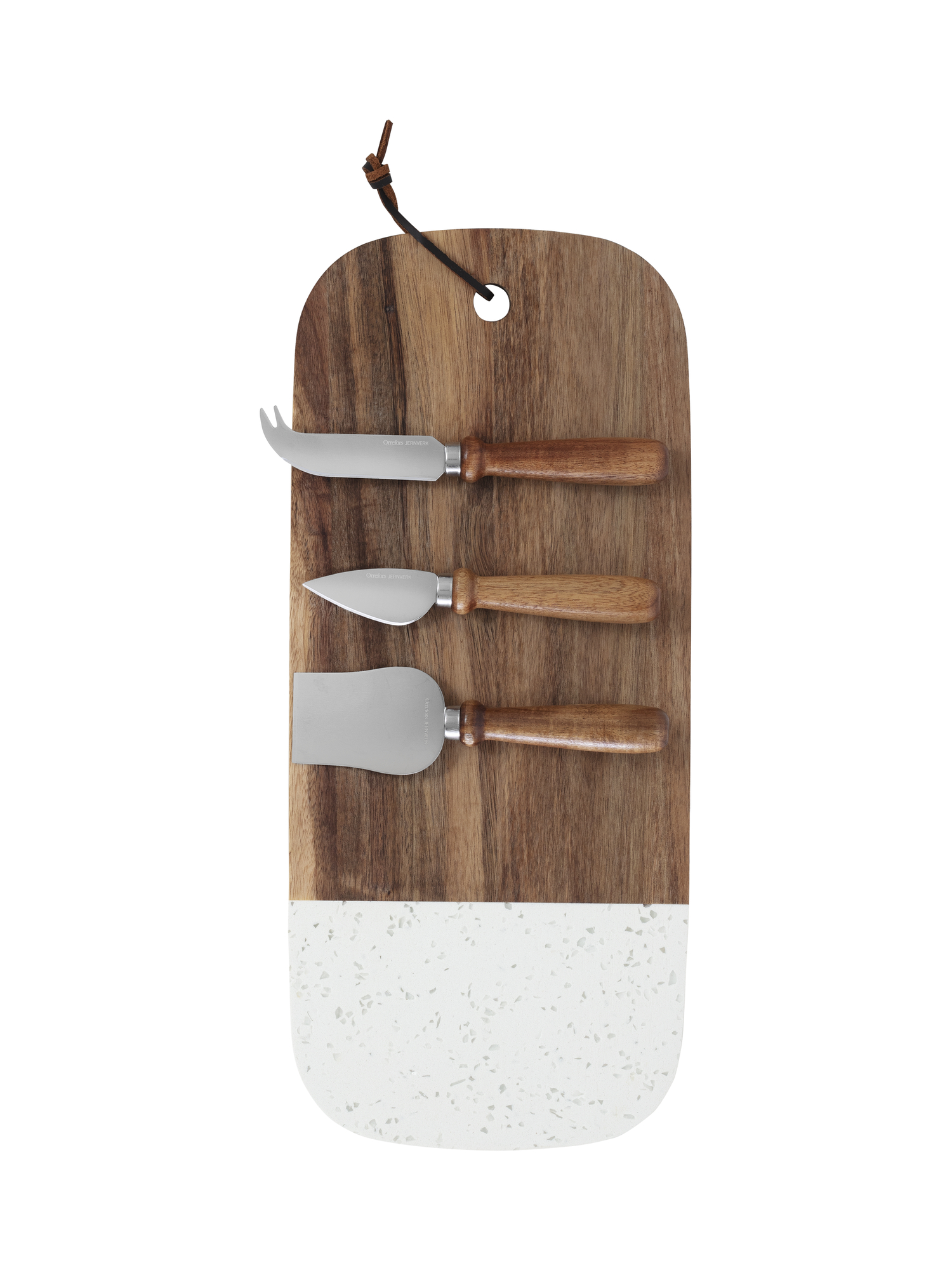 Ostebrett med tre kniver